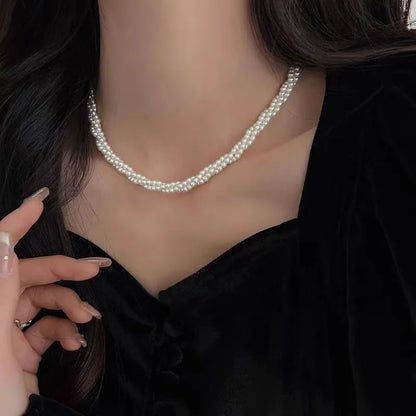 The Vintage Pearl Cascade Choker
